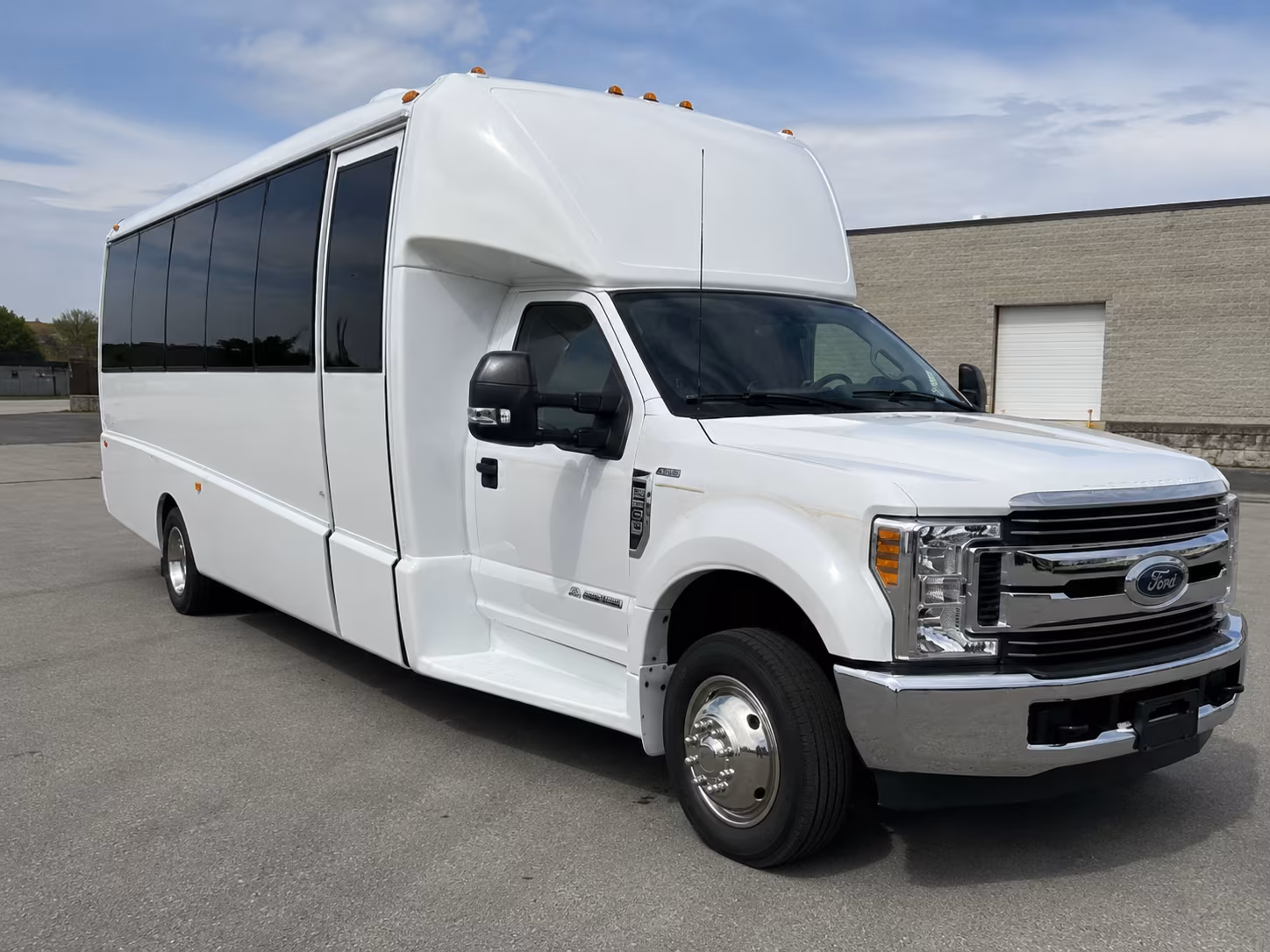 bus rentals for ithaca festival and outdoor event groups