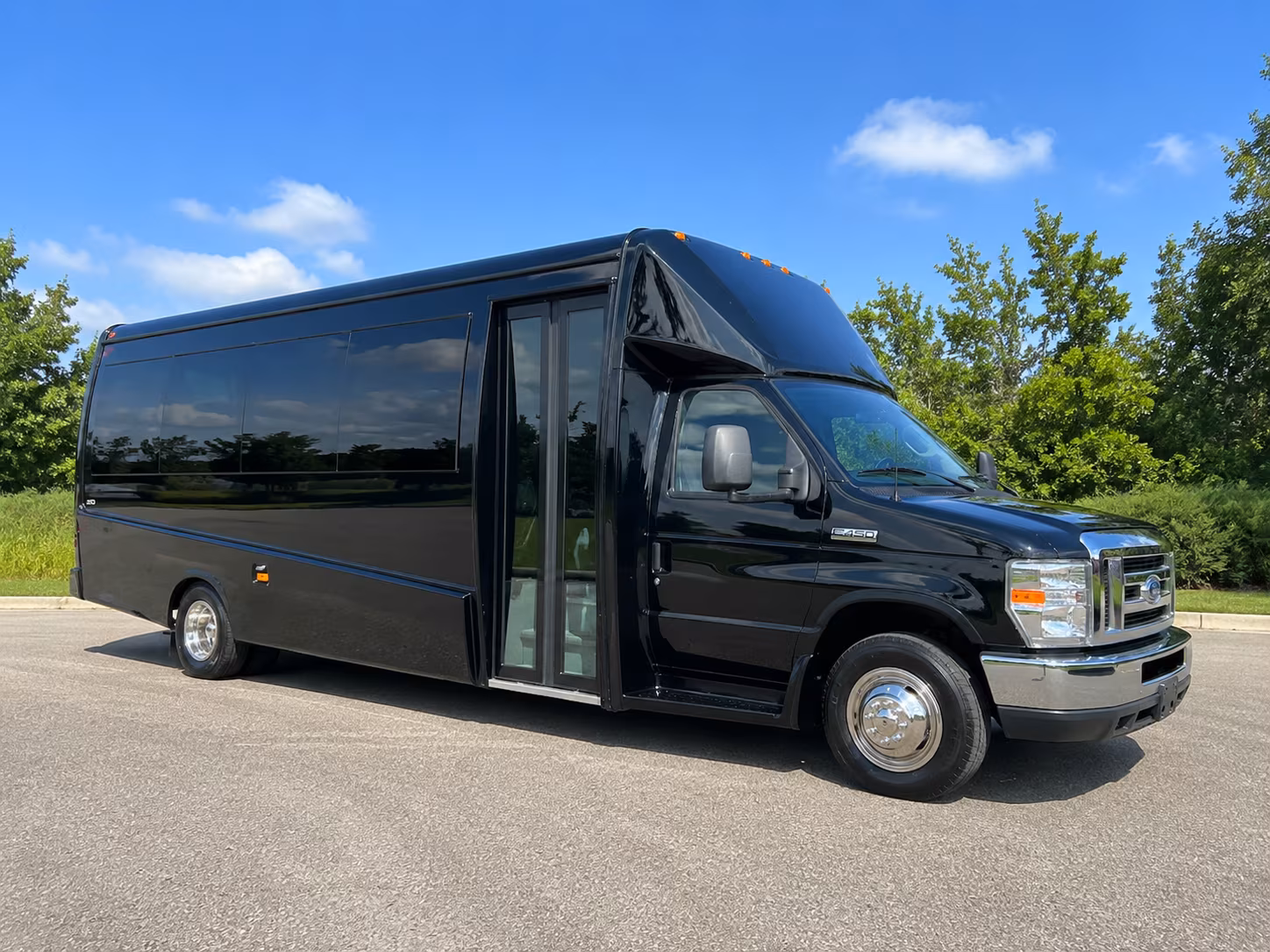 buses for cornell and ithaca college campus field trips