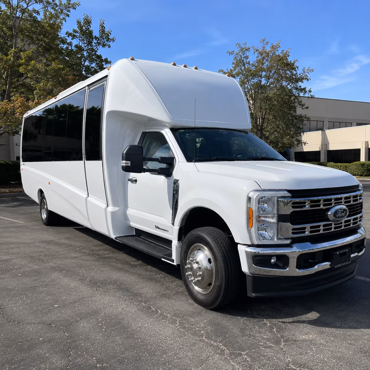 employee shuttle buses for cornell university and ithaca college campuses